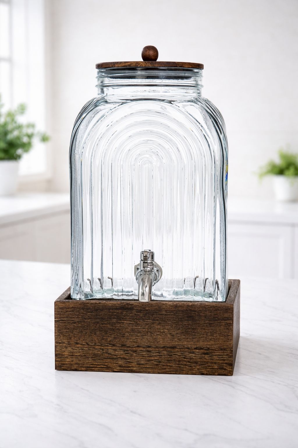 Ashlo's 3 Litre Glass Beverage Dispenser with Easy-Pour Tap – Ideal for detox water, juices, lemonade, and more. Durable glass mason jar design, perfect for home, kitchen, parties, and restaurants.