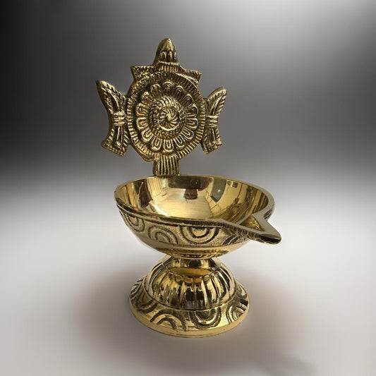 Ashlo's Brass Diya for puja (Golden Color) Pital Kuber Deep Vilakku for Daily/Festive Worship, Home Temple Decoration, Diwali, Housewarming, Spiritual Return Gift.