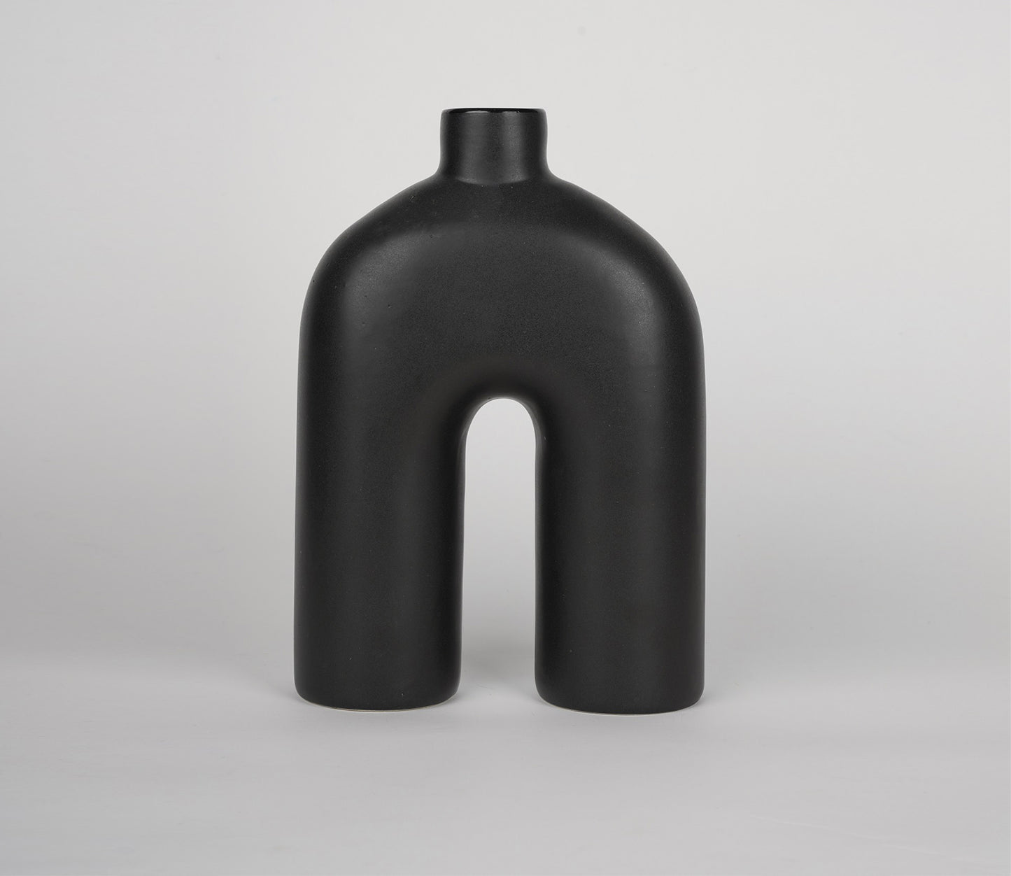 Ashlo's Décor Ceramic IndiaGate Vase | Ceramic Vase